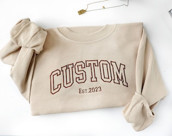 Kundenspezifisches gesticktes Varsity-Sweatshirt, personifiziertes gesticktes Sweatshirt, Stickerei-Crewneck, individuelles Geschenk