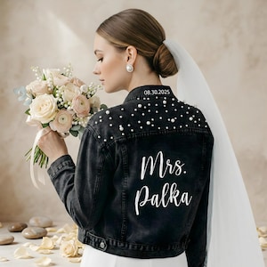 Black Pearl Customized Denim Jacket, Custom Mrs Denim Jacket, Black Denim Jacket, Bachelorette Pearl Jacket, Bride Denim Jacket, Bride Gift