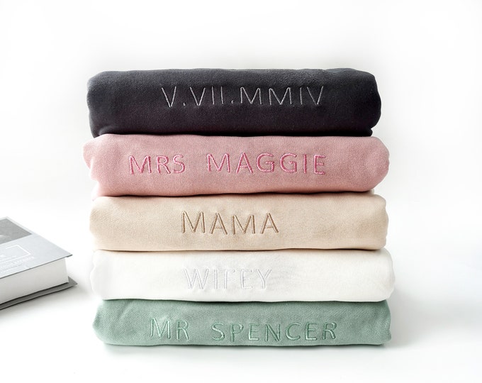 Custom Text Embroidered Sweatshirt,Simple Custom Crew Sweatshirt, Couples Matching Sweatshirts,Gift for Her,Mother's Day Gifts