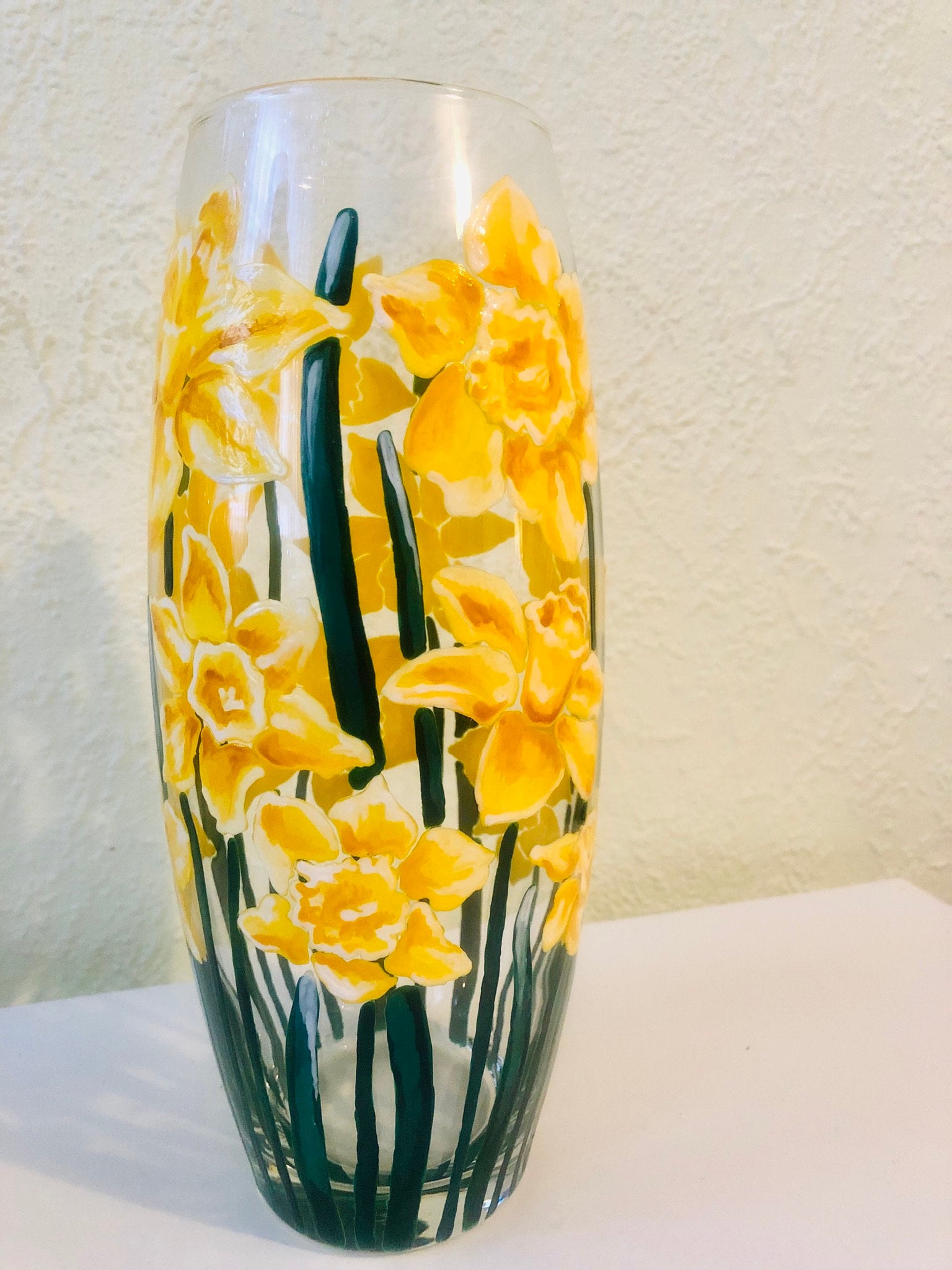 Narciso alto florero pintado a mano de forma individual 