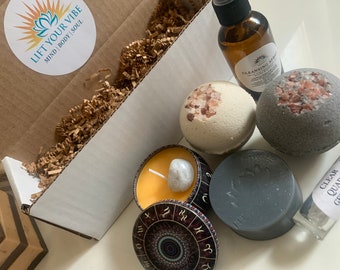 Monthly Moon Phase Self-Care Ritual Bath Gift Set, Moonstone and Roller for Intention Setting