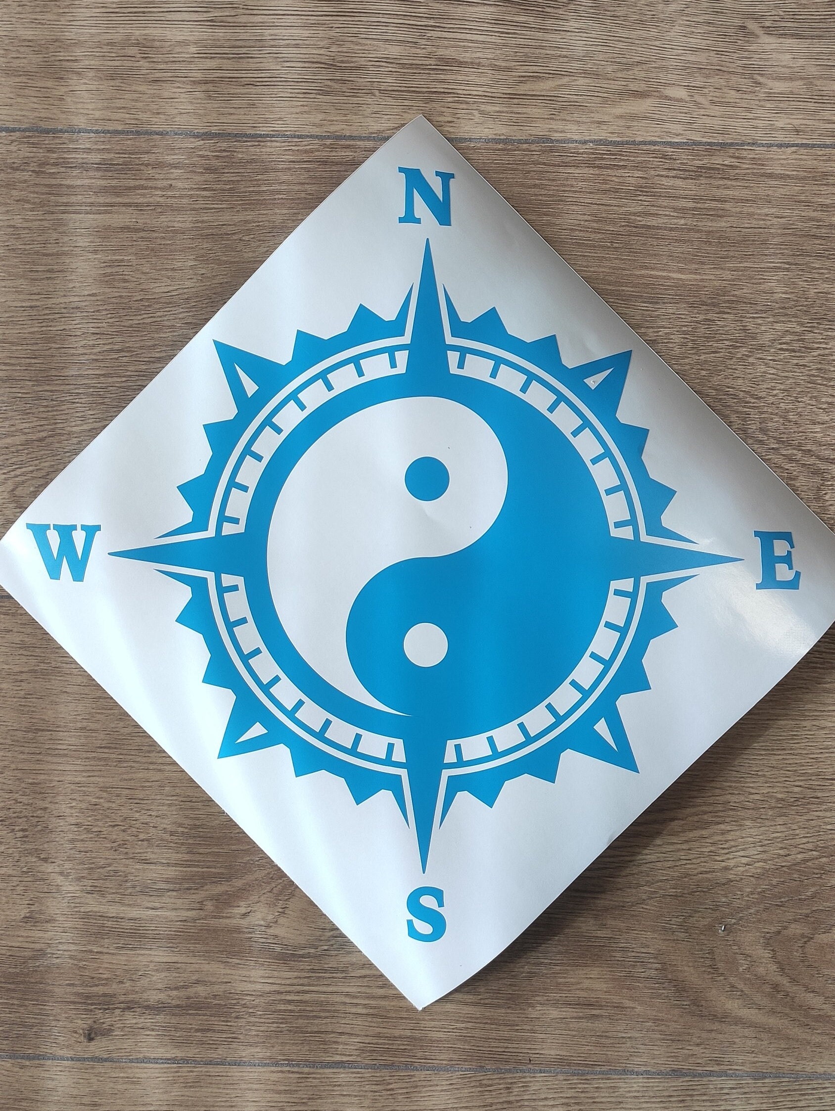 Adesivo 55 Cm LUPO TAO YIN YANG – Sticker In PVC Per Auto, Moto, Casco, Laptop – Resistente Agli Agenti Atmosferici - 4