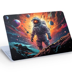 Adesivo decalcomania colorata PELLE PER LAPTOP ASTRONAUT, decalcomania per pelle portatile astronauta nello spazio - dimensioni personalizzate