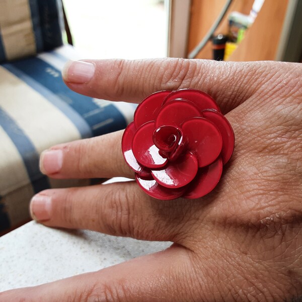 Devine Designer Ruby Pansey, Individual Polished Petals floating In High Density Two Tone Lucite Ring, Size Adjustable