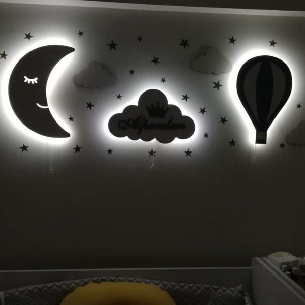 Lot de 3 | Nom personnalisé Nursery Wall Light, 3 Mini Cloud, 100 autocollants cadeau, éclairage de chambre d’enfant, bois pour chambre de bébé, décoration murale de chambre d’enfants