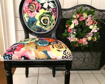 Floral & Check Vanity Chair Whimsical Style Accent Chair