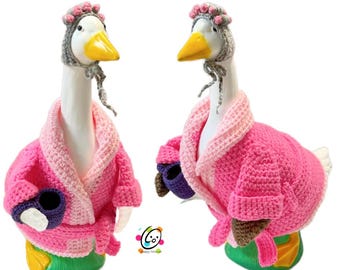 Small-17” Midlife Marge Goose Crochet Patterns