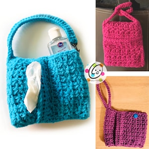 Pode incluir: Três bolsas de crochê com cores e designs diferentes. A bolsa azul tem um bolso para uma pequena garrafa de desinfetante para as mãos e um bolso para lenços de papel. A bolsa rosa tem um único bolso. A bolsa roxa tem um único bolso e um fecho de botão.