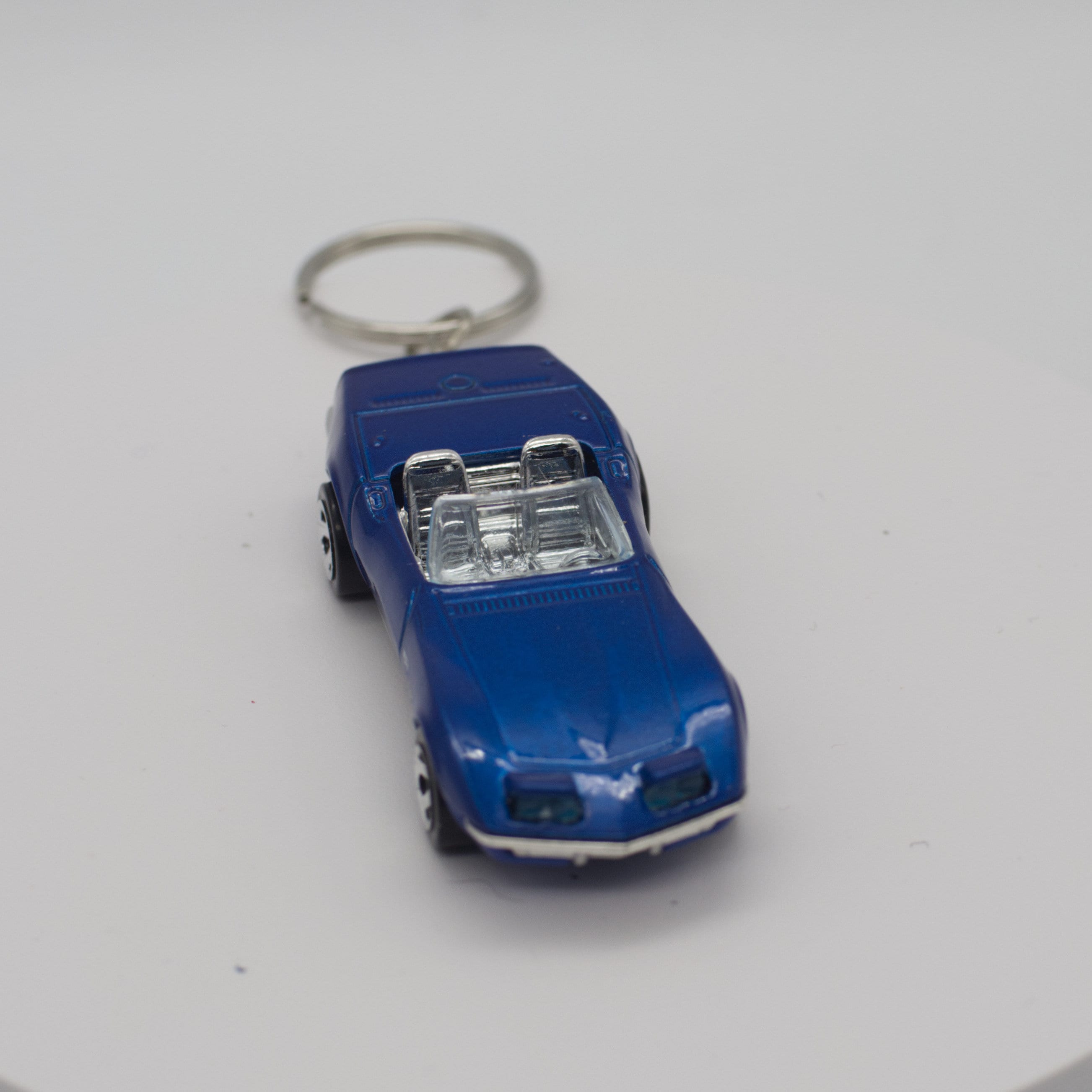 Porte clé Citroën C3 Aircross noire ,en métal, idée cadeau sympa
