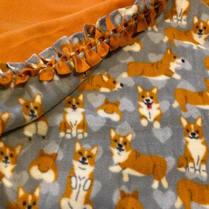 Fleece Tie Blanket - Corgi dogs w/scarf