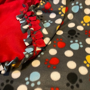 Fleece Tie Blanket - colorful paws