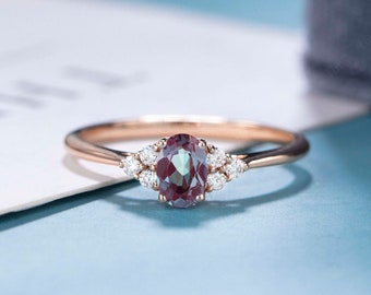 Einzigartiger Verlobungsring Vintage Alexandrit Verlobungsring Goldring Diamant Zierlich für Frauen Moissanite Jubiläumsgeschenk für sie Art Deco