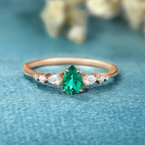 Pear shaped Solid gold Emerald Engagement ring Vintage Moissanite diamond wedding ring Vintage bridal ring Unique Anniversary promise ring