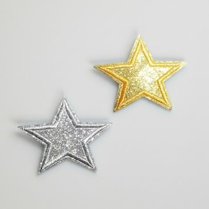 2 parches termoadhesivos bordados con estrellas brillantes doradas y plateadas (2,5")
