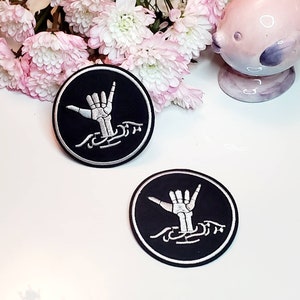 2pcs Rock N&#39; Roll Embroidered Iron On Patches