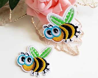 Écussons thermocollants brodés Baby Bee (Ensemble de 2, 2 pouces)