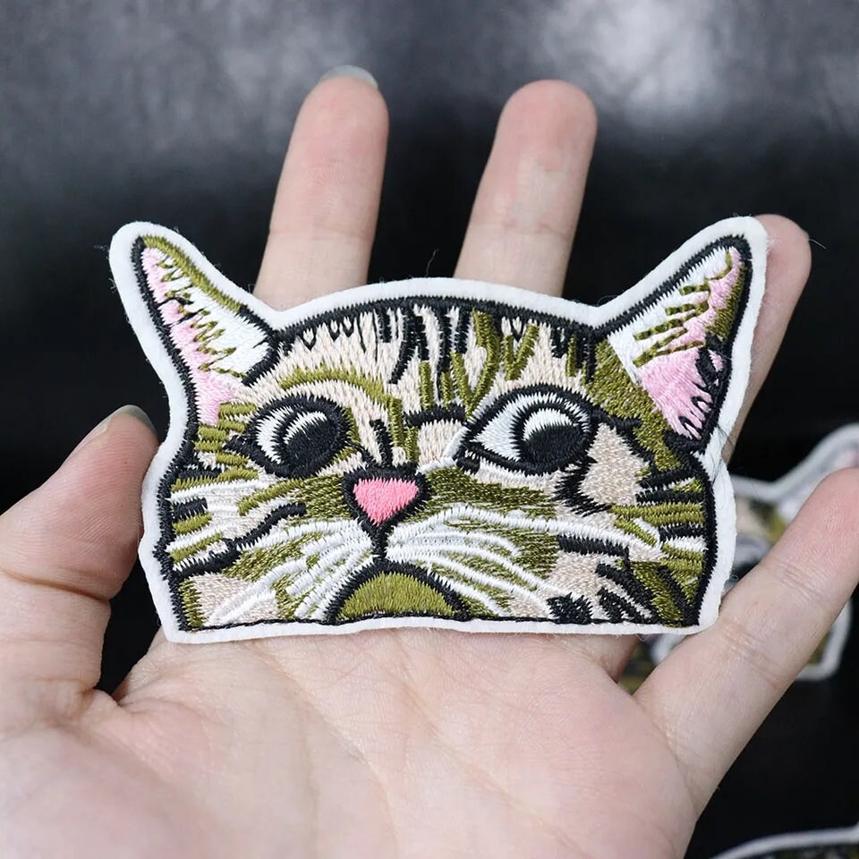 Calico Cat Iron on Patch for Clothes, Backpacks, Hats, Bags, Etc Adorable  Clothing Accessory, Cute Kitty Embroidery, Kawaii Sew on Badge 