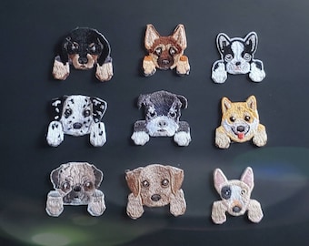 Écussons brodés au fer à repasser Tiny Puppy Dogs (1,5 x 2,0 po.)