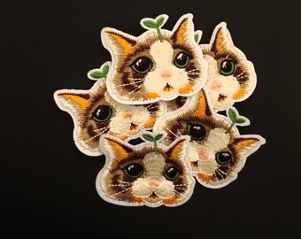 Toppa ricamata con gatto da stirare (5,1 cm x 6,3 cm)