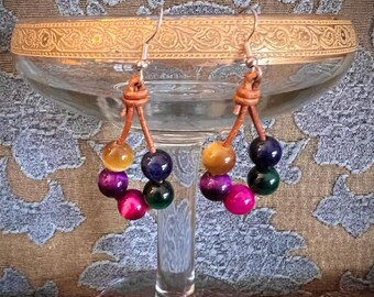 Pearl and Leather Earring, Knotted Leather Earring, Knotted Leather Jewelry, Pearl Jewelry, Leather and Pearl Earring, Leather and Pearls