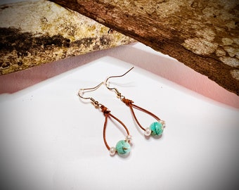 Peruvian Turquoise Pearl and Leather Earrings, Knotted Leather Earrings, Knotted Leather Jewelry, Leather and Pearl Earrings, Bohemian, Boho