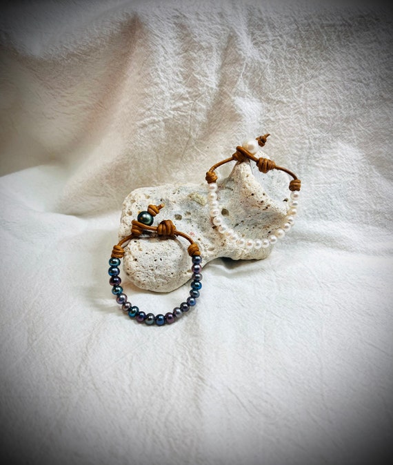Pearl and Leather Bracelet, Knotted Leather, Baby Anklet, Leather Jewelry, Bohemian Jewelry, Sundance, Wendy, Bracelet, Leather and Pearls
