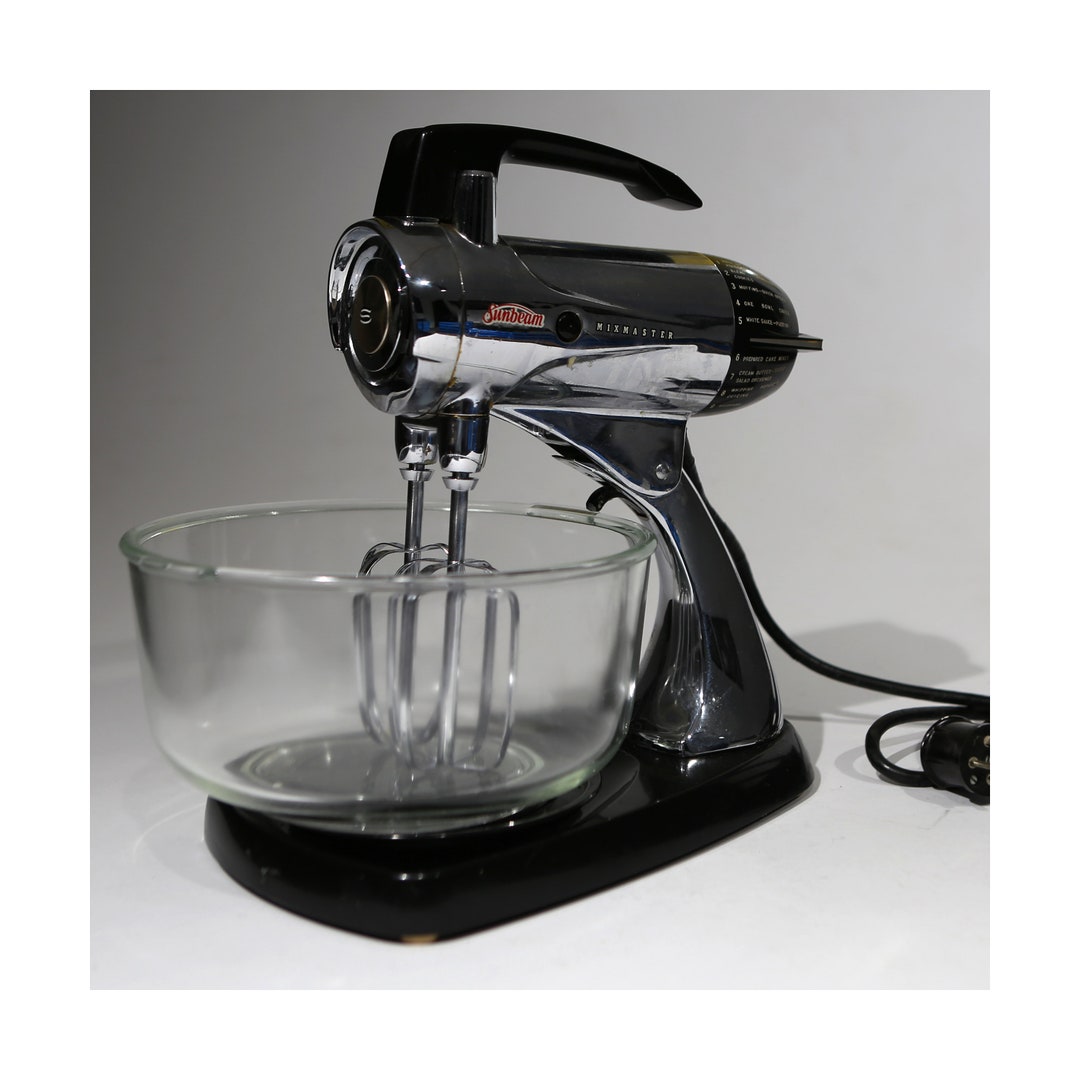 SUNBEAM Mixmaster Model 12, Including the Rare Blender Attachment