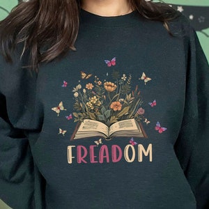 Freadom ( Freedom ) Reading Funny Book Saying Sweatshirt, Reading Gift  For Book Lover, Librarian, Readers, Bookworms, Book Nerd