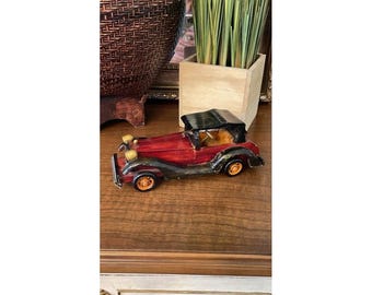 Wood Antique Style Car