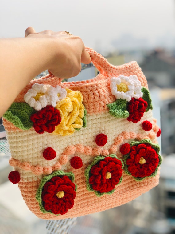 手作りの花柄かぎ針編みハンドバッグ、ユニークな母の日ギフト 