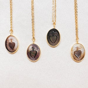 Black Shell Heart Pendant 18K real gold plated | Genuine Stone