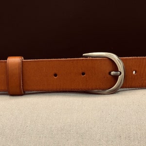 ceinture en cuir marron pour femme image 4