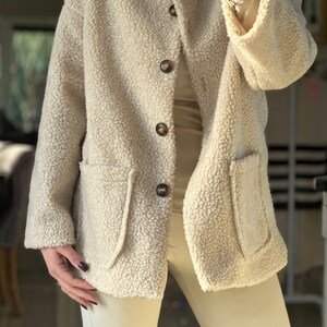 Fabriqué en Italie Manteau pelucheux beige, veste, pardessus, manteau pelucheux, manteau teddy image 8