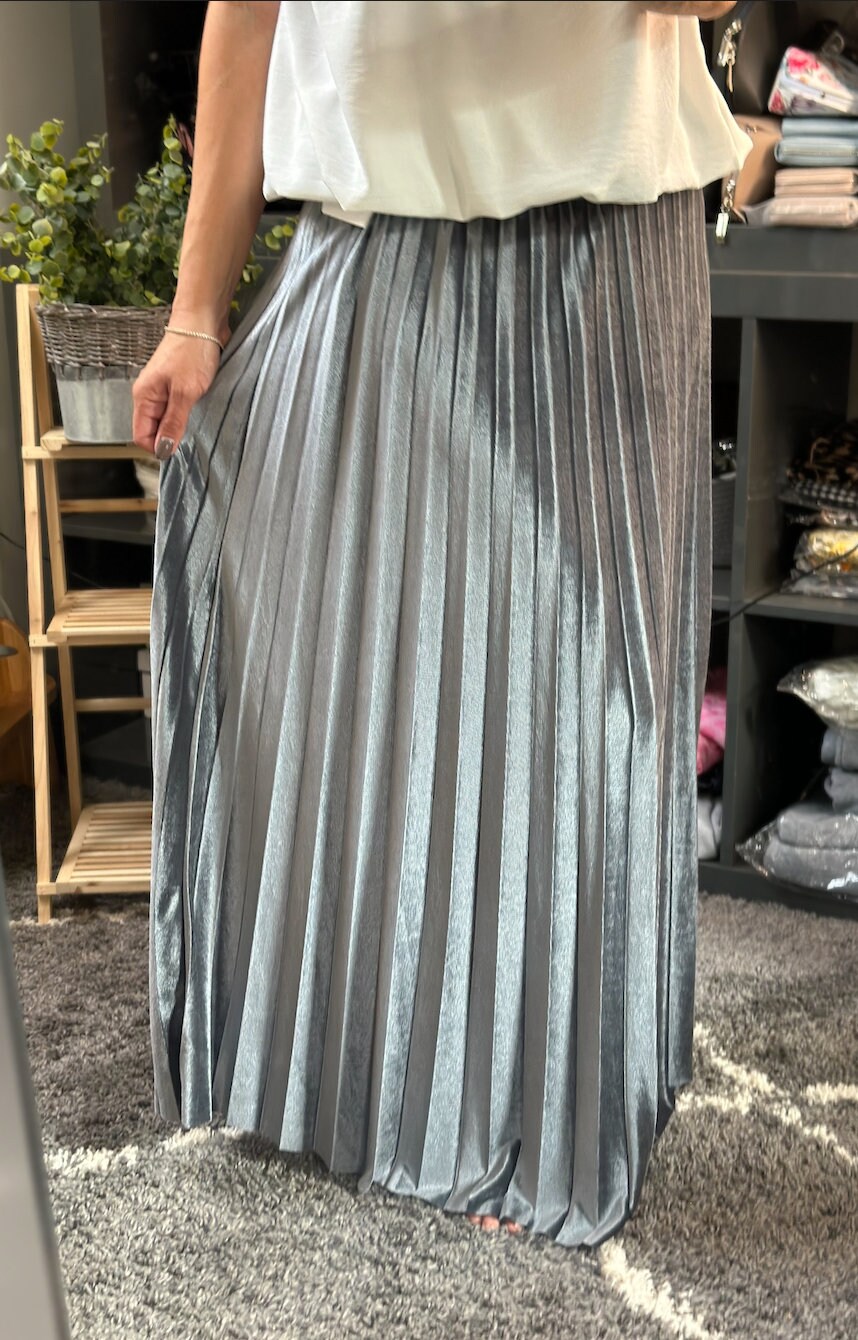 Silver pleated velvet clearance skirt