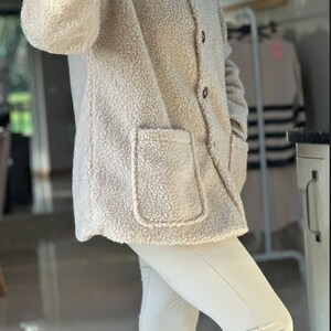 Fabriqué en Italie Manteau pelucheux beige, veste, pardessus, manteau pelucheux, manteau teddy image 5