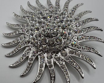 Vintage JBK Jacqueline Kennedy Rhinestone sunburst flower silver tone brooch pin