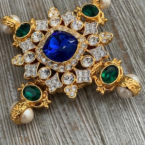 Stunning Kenneth J Lane KJL cross large crystal rhinestone brooch pin pendant