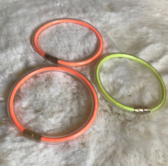 1980s Clear Stackable Glitter Bangle Bracelets (3… - image 6