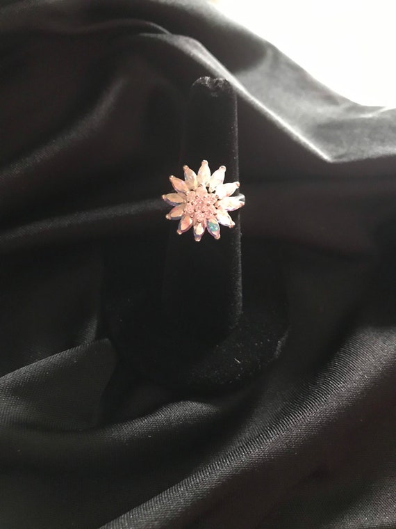 Silver flower ring - image 3