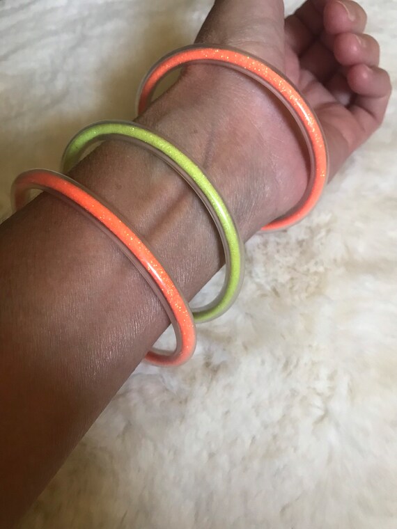 1980s Clear Stackable Glitter Bangle Bracelets (3… - image 7