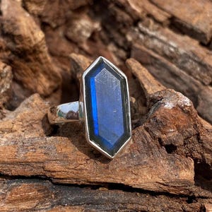 Genuine Labradorite Ring, Statement Ring, 925 Sterling Silver Ring, Handmade Gemstone Ring, Women Wedding Ring, Purpose Ring, For Gift