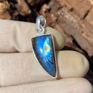 Genuine Labradorite Gemstone Pendant, 925 Sterling Silver Pendant, Handmade Gemstone Pendant, Solid Silver Pendant, For Gift