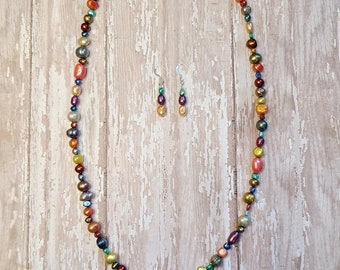 Multicolor Pearl Necklace