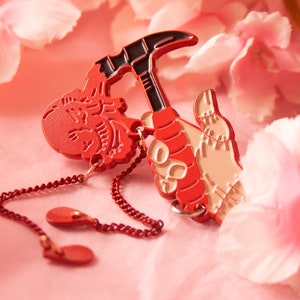 Hjärtkrossare - Anatomisk Hjärta Emalj Pin