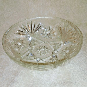 7&quot; ANCHOR HOCKING Prescut Clear Early American Prescut EAPC Round Bowl, Star of David