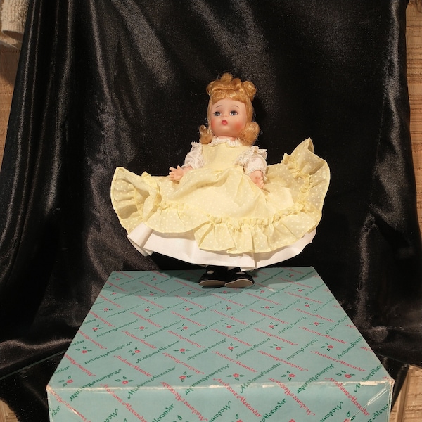 Vtg Madame Alexander, Amy, Little Women, No 7811, 8", Wendy doll, 1973, Excellent Condition! In Original Box