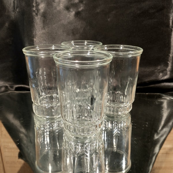 Vtg Jelly Jar Glasses, Crimped Bottom, Spear Pattern, SET OF 4, 4" tall, 9 oz, Excellent Vintage Condition!