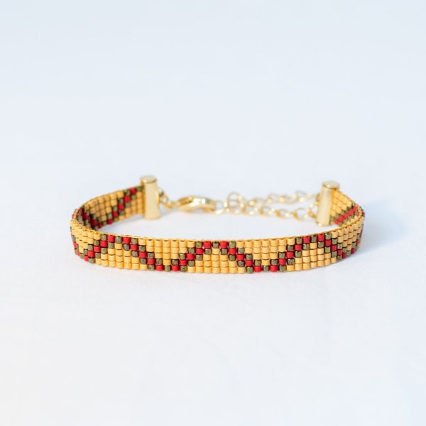Zig zag design Miyuki Delica kralen boho armband, Mat goud en rood weefarmband, Minimalistische dunne armband, Sierlijke Stapel armband