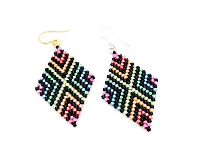 Neon Rainbow Earring Black