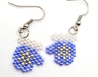 Winter mittens earring